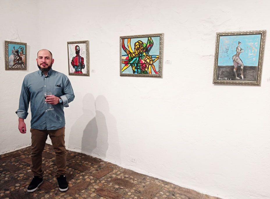 drmwLtVM - Ángel Ros presentó su nueva colección en Galería Uno, en el marco del Art Walk