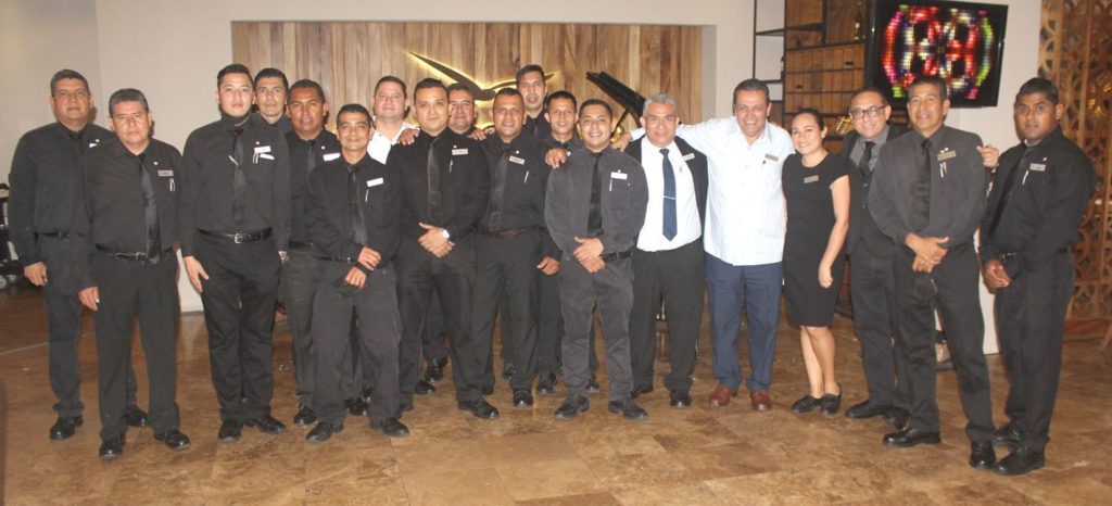 Foto 2 5 1024x466 - Cena de lujo en el restaurante Gaviotas, del hotel Sheraton Buganvilias Puerto Vallarta