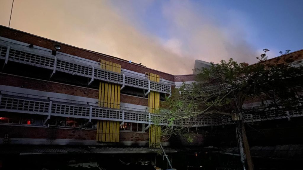 Fuego 4 1024x576 - Apoyo económico hasta 30 mil pesos para locatarios afectados en San Juan de Dios