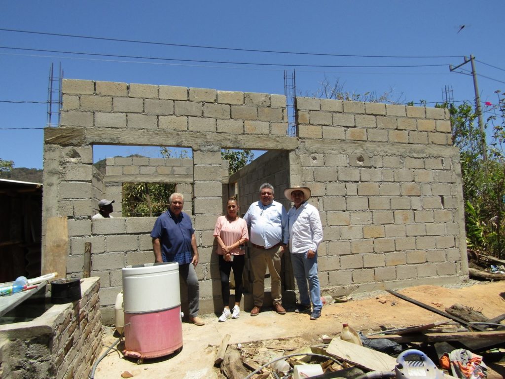 Foto 3 11 1024x768 - Apoyo a familias damnificadas con viviendas autoconstruidas: AEBBA