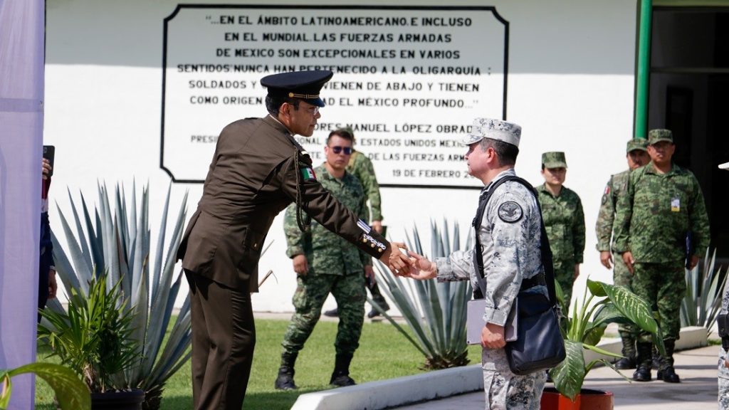 cambiodecomandanteenlazonamiliar2 1024x576 - Realizan cambio de mando en la 41 Zona Militar de Puerto Vallarta