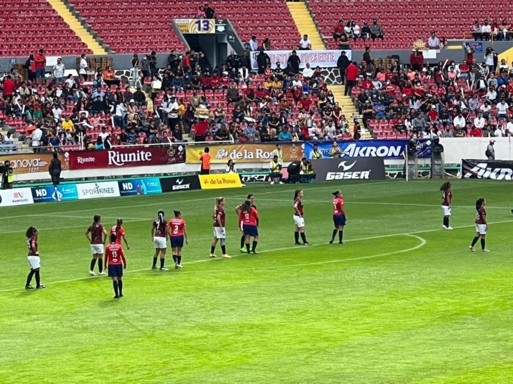 equipofemenilvalartacampeoncopajalisco3 1024x766 - Equipo femenil de Puerto Vallarta, campeón de la Copa Jalisco 2022