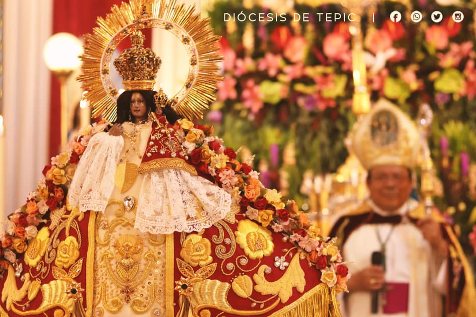 obispodetepicpresidemisaalavirgendetalpa2 - Preside el obispo de Tepic las fiestas del “baño de la Virgen de Talpa”