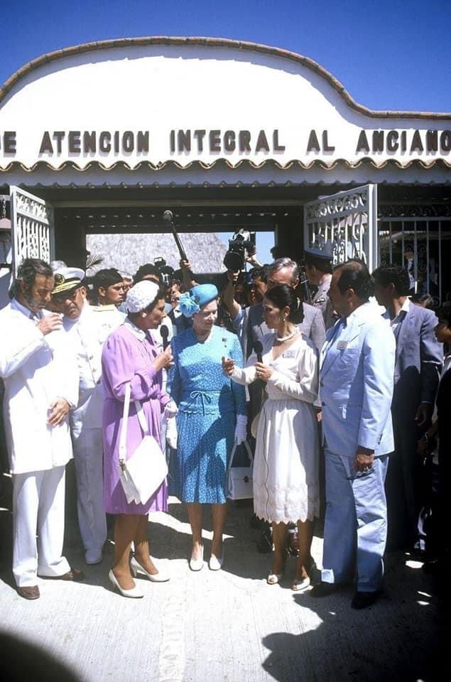 reinaisabelIIvisitopuertovallartahace40anos2 - La reina Isabel II visitó Puerto Vallarta hace casi cuatro décadas