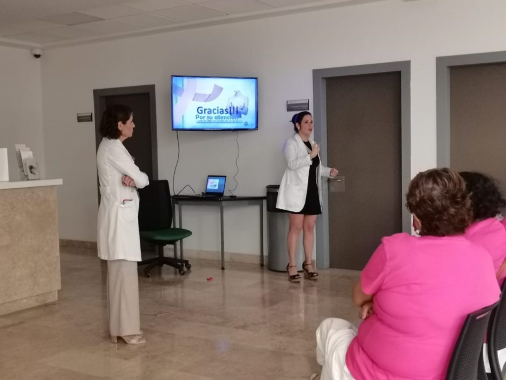 conferenciacancermamahospitalhospitenvallarta2 1024x768 - Continúa ciclo de conferencias sobre el cáncer de mama en Hospiten Puerto Vallarta
