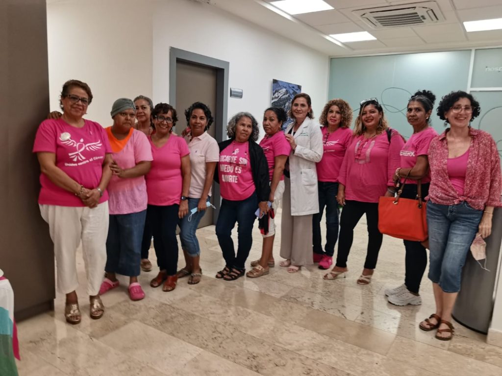 conferenciacancermamahospitalhospitenvallarta4 1024x768 - Continúa ciclo de conferencias sobre el cáncer de mama en Hospiten Puerto Vallarta