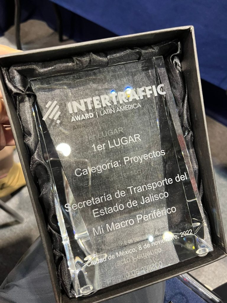 mimacroperifericoespremiadointernacionalmente3 768x1024 - “Mi Macro Periférico” recibe el Premio Intertraffic Latinoamérica 2022