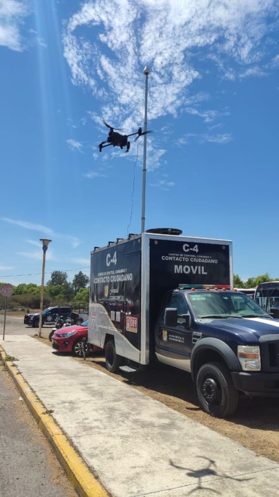 condronesvigilantepic 576x1024 - Con drones, la Secretaría de Seguridad vigila las calles de Tepic