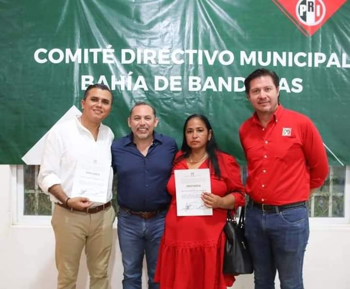 rindeprotestanuevocomitedelpribahia - Quiere renacer el PRI en Bahía de Banderas; rinde protesta el nuevo Comité Municipal