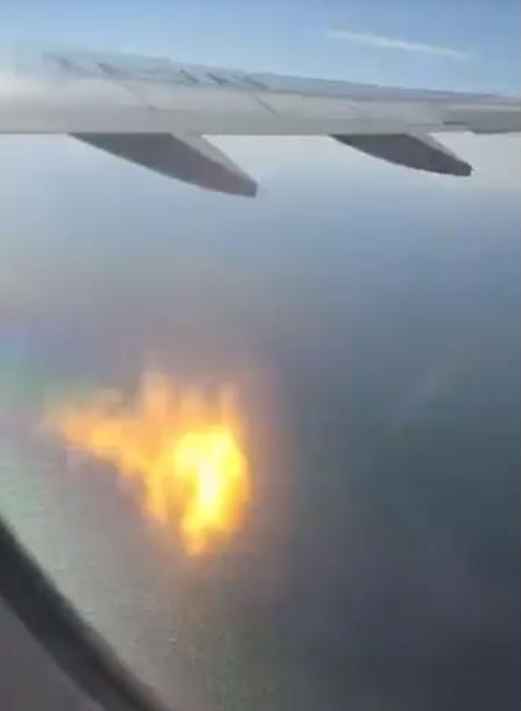 seincendiaturbinadeavion - Se incendia turbina de avión de Viva Aerobus que salió de Vallarta