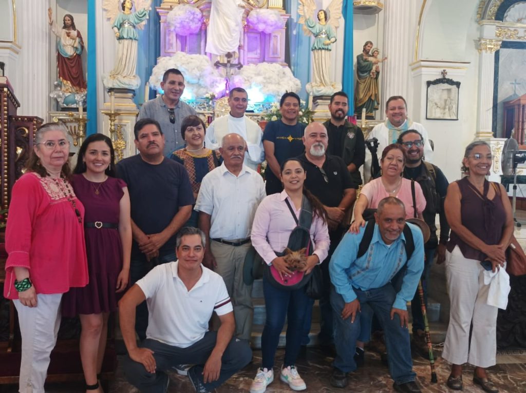 celebranperiodistassantopatronovallarta3 1024x766 - Por primera vez en Puerto Vallarta celebran al santo patrono de los periodistas