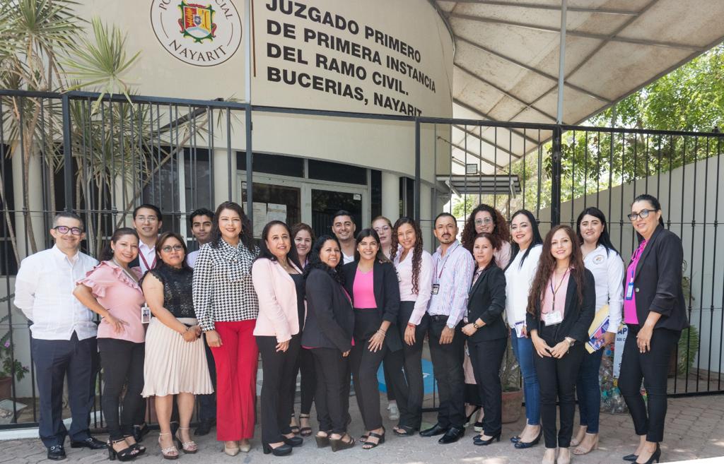 sensibilizanalpersonaljudicialdebahia4 - Sensibilizan a personal del sistema judicial de Bahía de Banderas