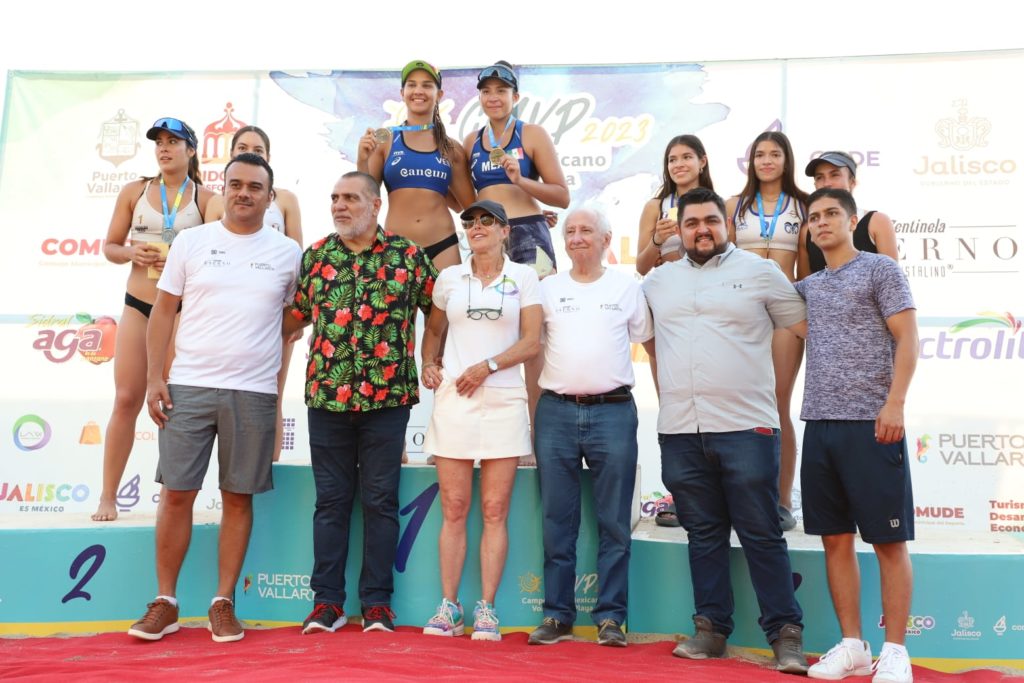 sejugaronnasfinalesdeltorneodevoleiboldeplaya2 1024x683 - Realizaron la gran final del IV Campeonato Nacional de Voleibol de Playa