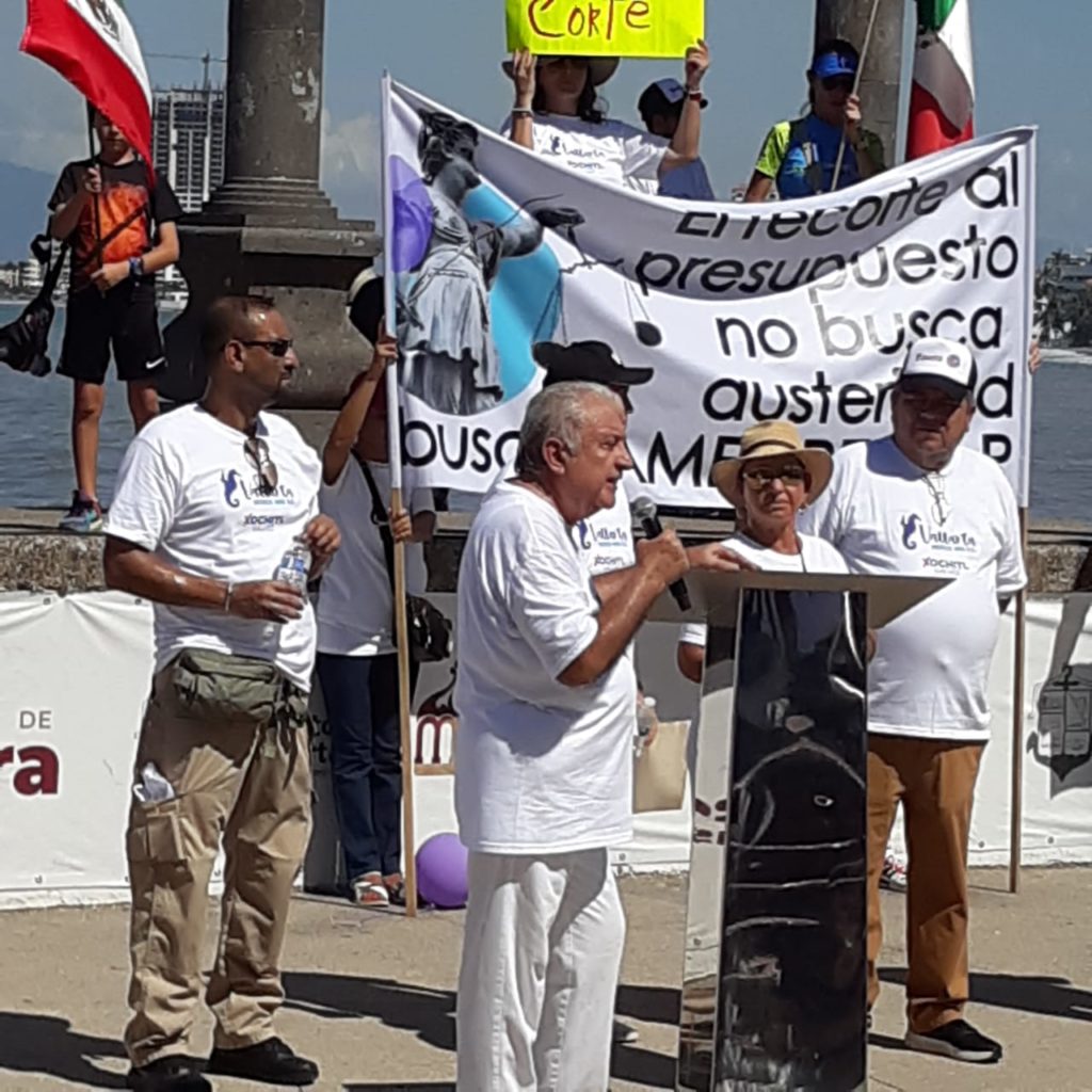 vallartasesumaadefensadelpoderjudicial5 1024x1024 - Puerto Vallarta se sumó a marcha para la defensa del Poder Judicial