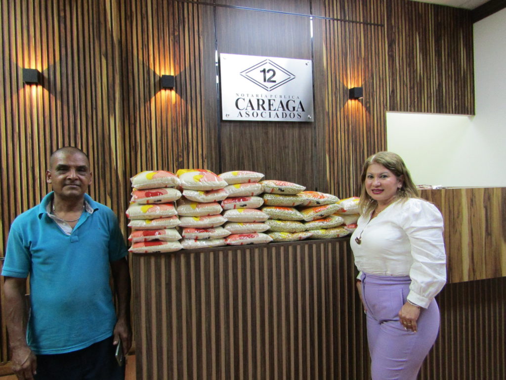 careagadonaalimentoabancodenayarit1 1024x768 - Crece apoyo empresarial a campaña del Banco de Alimentos Nayarit