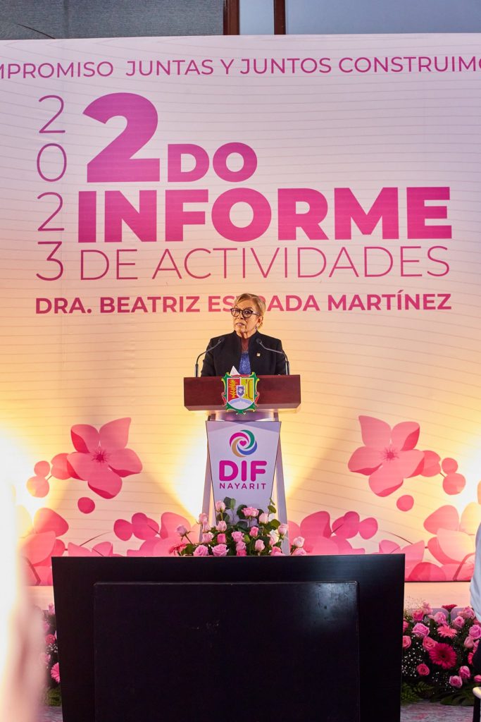 presidentadeldifrindioinformedeactividades 683x1024 - Presidenta del Sistema DIF Nayarit rindió su segundo informe de actividades