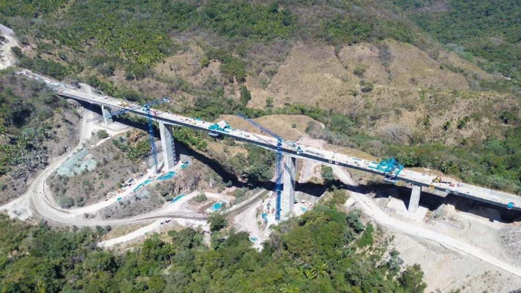 puentedelacarreteracortaguadalajaravallarta1 1024x576 - Autopista corta a Vallarta desde Guadalajara, lista en Semana Santa